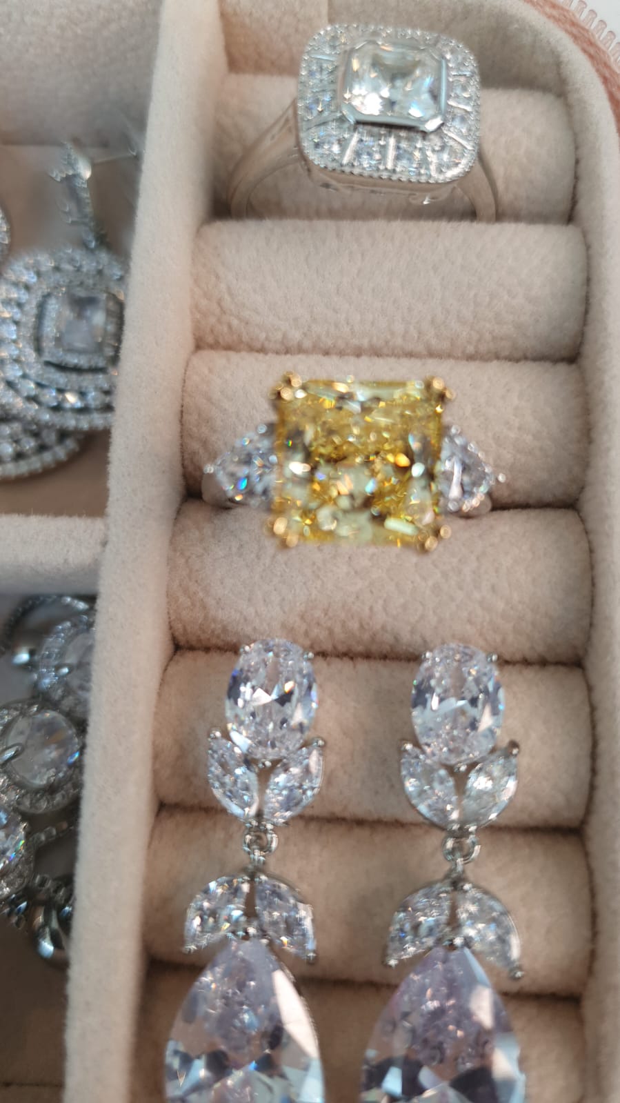 Amore Earrings