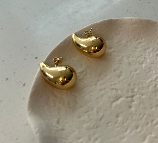 Selene Gold Earrings