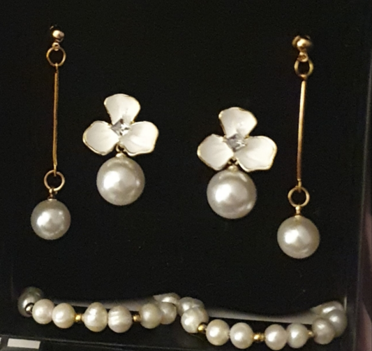 Plenty of Pearls Set (3 pairs)