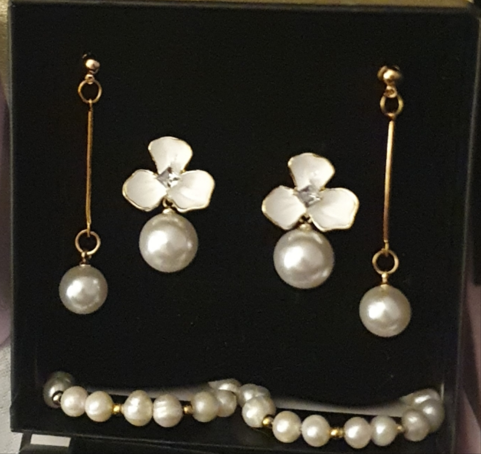 Plenty of Pearls Set (3 pairs)