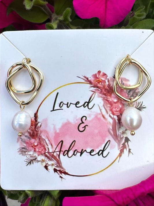 Aurelia Pearl Earrings