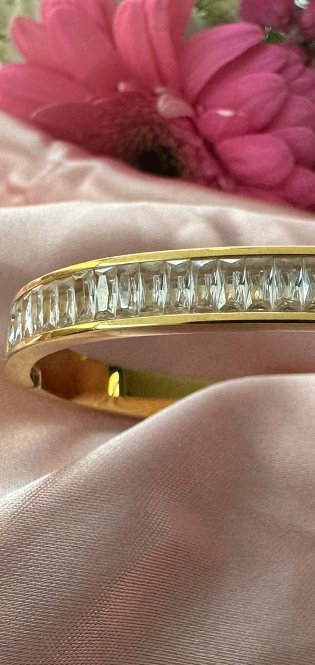 Athena Gold Bangle