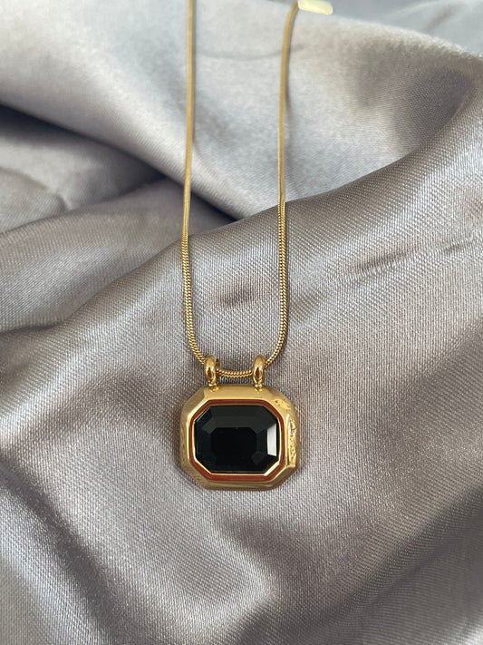 Fire & Ice Black and Gold Necklace